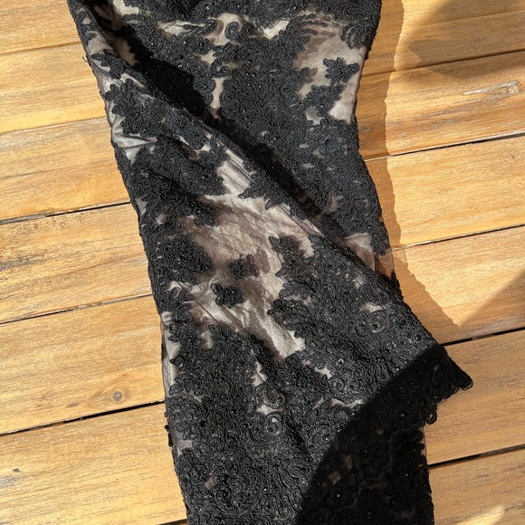 Tony Bowls Size 10 Strapless Black Lace Dress - Picture 5 of 11